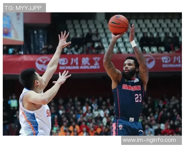 广东女篮遭遇赛季首败14连胜被终结山东外援表现抢眼贡献20分14篮板5助攻 广东女篮遭遇赛季首败14连胜被终结山东外援表现抢眼贡献20分14篮板5助攻